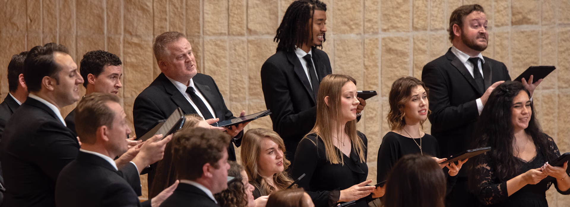 Phoenix Chorale Performing